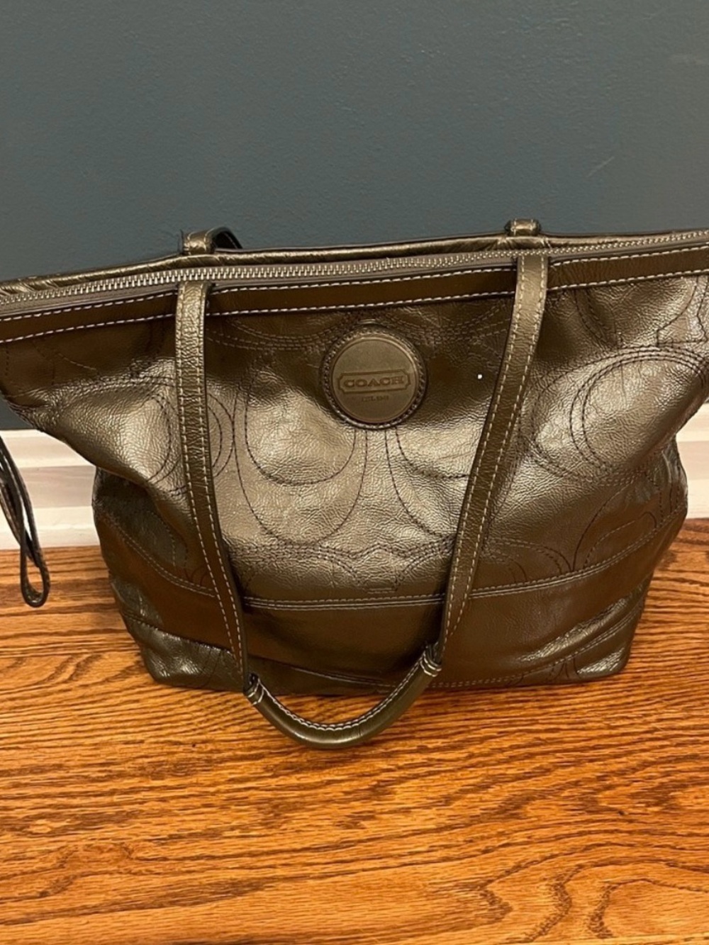 Coach Metallic Bronze Logo-Embossed Leather Tote 👜 Nice!